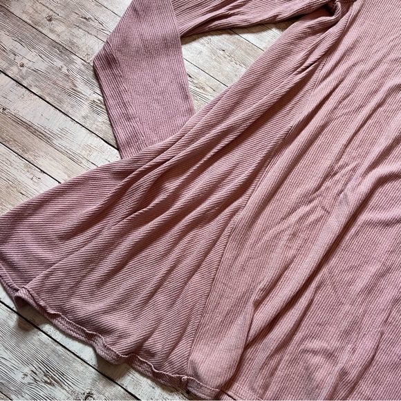 💚Red by BKE top - Picture 2 of 8